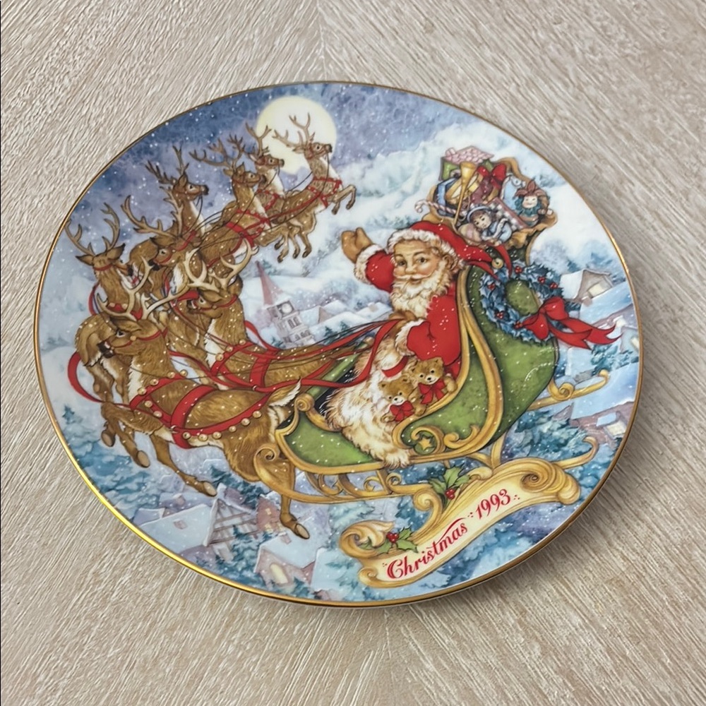 Avon Special Christmas Plate